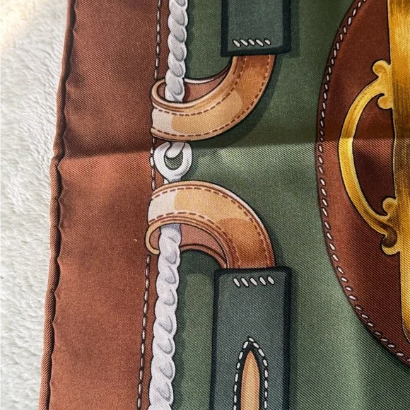 Vintage Hermes Bouclerie d'Attelage 100% Silk Scarf, Carre 90 F de La Perriere - Picture 3 of 10